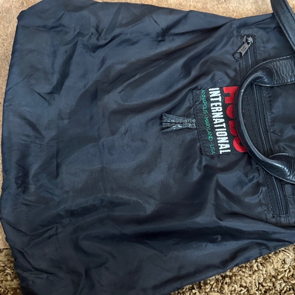 Hobo Black Leather Tote Bag that can be worn as a backpack. - Picture 4 of 4